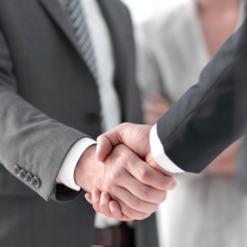 Magazyn SMEE dla mieszkań w bloku Handshake